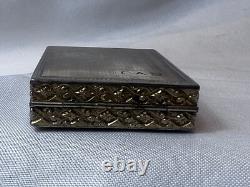 1926 Art Nouveau/ Deco Compact Wristlet Gold Plated Double Vanity Powder Box