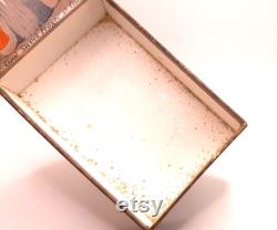 1930s Dubarry Talcum Powder Box Art Deco Crinoline Lady Illustration