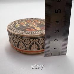 1960's DZINTARS RIGA Vintage Compact Face Puff Powder Box Cardboard Collectible