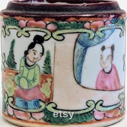 Antique Chinese Round Porcelain Famille Rose Medallion Dressing Jar Trinket Jewelry Cylinder Box 1800's (2 1 8 dia. x 2 high)