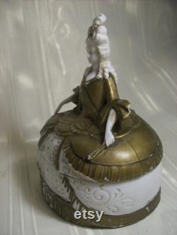 Antique Elegant Figural Royal Court Lady PORCELAIN POWDER Trinket BOX