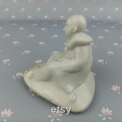 Antique French Style Harlekin Powder box Lid top, German Porcelain Powder Box, French Harlekin, Altered Art part, Hertwig Germany circa 1920