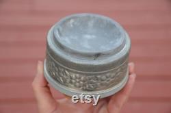 Antique Metal POWDER MUSIC BOX Victorian Jewelry Powder Box Musical Victorian Couple Vanity Box Powder Puff Box Vintage Vanity R-17
