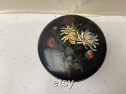 Antique Original Papier-mâché Lidded Powder Pot with original Puff, hand painted, early 20th Century