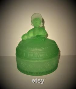 Antique POWDER JAR Green Satin Glass Southern Belle Lady Dermay Fifth Ave NY 972 L E Smith Greensburg Vintage Vanity Figural Jewelry Box