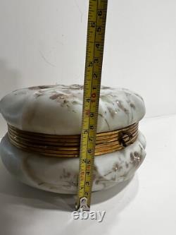 Antique Victorian Wavecrest Swirl Hinged Enameled Glass Powder Box 7in X 4in