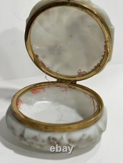 Antique Victorian Wavecrest Swirl Hinged Enameled Glass Powder Box 7in X 4in