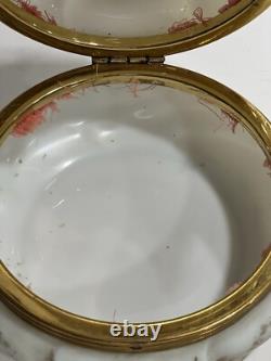 Antique Victorian Wavecrest Swirl Hinged Enameled Glass Powder Box 7in X 4in