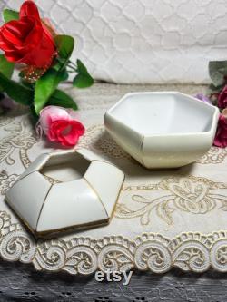 Antique Vienna Austria Green Stamp Pre-1909 Powder Box.