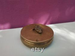 Antique brass grapes box Lidded bunch of grapes box Trinket box Powder box Jewelry box Decoration box New traditionalist Grandmillennial