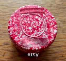 Art Deco 1920s Bakelite red and white box for ladies' face powder. screw lid- full working order. 2 1 8 dia. X 1 5 16 tall Collector 11