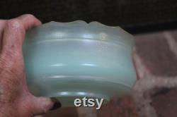 Avon Rapture Beauty Dust Box with Powder Puff plastic powder bowl with lid circa 1960s mint green