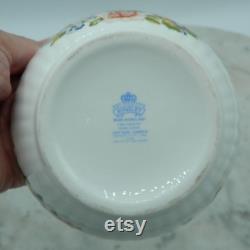 Aynsley Cottage Garden Powder Trinket Box 5 Rd.
