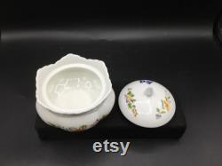 Aynsley Country Garden Powder Trinke Box