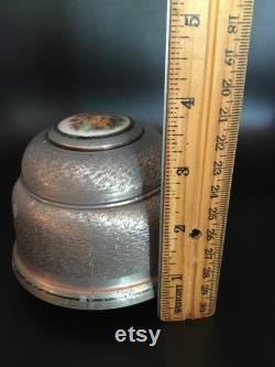 Beautiful Vintage Metal Musical Powder Puff Box. Porcelain Lid with Romantic Courting Couple