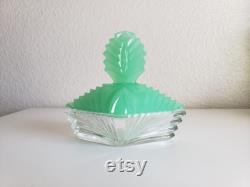 Beautiful Vintage New Martinsville Jadeite Jadite Glass Vanity Puff Box Powder Jade-ite Uranium Hard to Find