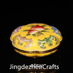 Chinese antique hand-made red copper enamel color powder box ornaments, fine workmanship and exquisite shape