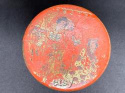 Chinoiserie, japanese lacquer box, paper mache box, Powder puff box