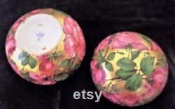 Early 1900's Powder Box Trinket Box. Porcelain. Czechoslovkia. Gold with Pink Roses.