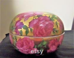 Early 1900's Powder Box Trinket Box. Porcelain. Czechoslovkia. Gold with Pink Roses.