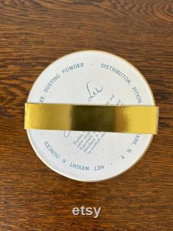 Excellent condition new in box 1940 s vintage Linda Lee dusting powder in box vintage cosmetics loose body powder with puff and Brooche
