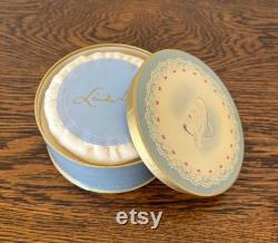 Excellent condition new in box 1940 s vintage Linda Lee dusting powder in box vintage cosmetics loose body powder with puff and Brooche
