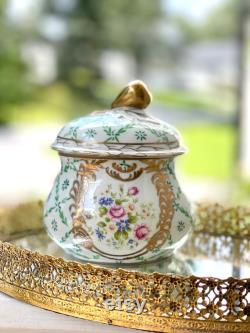 Floral trinket box Chinoiserie lidded jar Southern Style Grandmillenial Granny chic floral powder jar Famille Rose