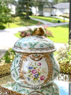 Floral trinket box Chinoiserie lidded jar Southern Style Grandmillenial Granny chic floral powder jar Famille Rose