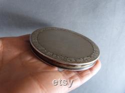 French Sterling silver Art Deco round powder box with foliage decoration
