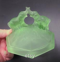 Green Satin Kissing Elephants Powder Jar Dish by L.E. Smith Depression Glass HTF