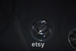 Jeanette Glass Elephant lid with bowl