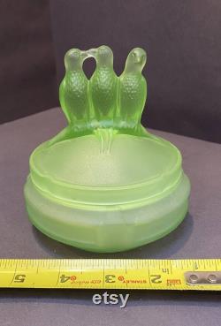 L.E. Smith Three Birds Powder Jar Vaseline Art Deco Uranium Trinket Box