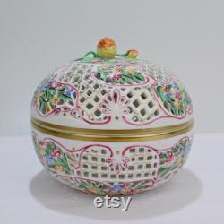 Large Herend Porcelain Reticulated Covered Table Or Dresser Box 6211 C 115 PC