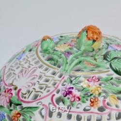 Large Herend Porcelain Reticulated Covered Table Or Dresser Box 6211 C 115 PC