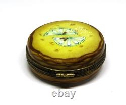 Limoges Box Eximious Lemon Tart & Powdered Sugar Dessert Pastry Peint Main