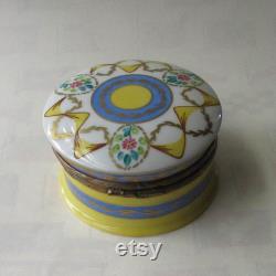 Limoges France Vintage Victorian Porcelain Dresser Jar Powder Vanity Box