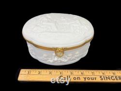 Limoges White Bisque Porcelain Jewelry Casket Dresser Box, Cherubs Goddess, France