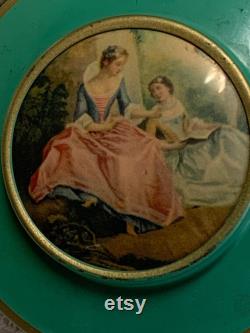 Lovely Vintage Green Gold French Powder Tin withCharming Ladies