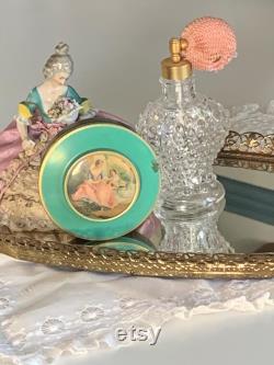 Lovely Vintage Green Gold French Powder Tin withCharming Ladies