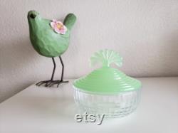 New Martinsville Leota Crescent Jadeite Jadite Vanity Puff Powder Box 1930's Uranium Jade-ite Green Glass Vintage