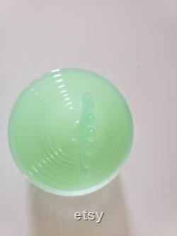 New Martinsville Leota Crescent Jadeite Jadite Vanity Puff Powder Box 1930's Uranium Jade-ite Green Glass Vintage