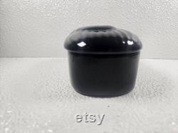 Pavlova Paris MCM black swan ceramic powder dish.