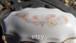 Porcelain Soap Box, Jewelry Box shell design, trinkets box, Porcelain powder box, shell design