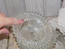 Powder Box Round Crystal, Crystal, Crystal Glass, Puff, HAS DAMAGE Dresser Decor, Bathroom Decor, Vintage Home Decor, Daysgonebytreasures y