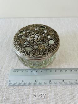 Powder Jar Potpourri Vanity Dish Victorian Style Glass Ridged Sides