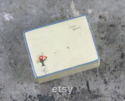 RARE, Never Used Cara Nome Powder Box, Rachelle Light, Art Deco, made by Langlois Inc, Boston Massachusetts, vintage