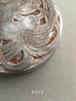 ROGER and GALLET LALIQUE designed Fleur's d' Amour powder box c.1920
