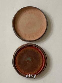 Rare Cara Nome round paper vanity Rouge box, P-1095 Tangerine shade. c. 1905. See description