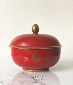 Red and Gold Asian-Inspired Porcelain Jar with Lid, Vintage Estee Lauder Cinnabar Dusting Powder Jar, Retro Vanity Decor, Vintage Makeup Jar