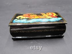 Russian Lacquerware Hinged Box Sleigh Ride in Snow Freezing